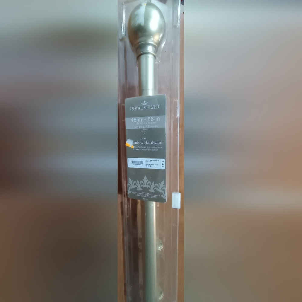 Royal Velvet Curtain Rod 48 in - 86 in Champagne Brass Finish BRAND NEW UNOPENED